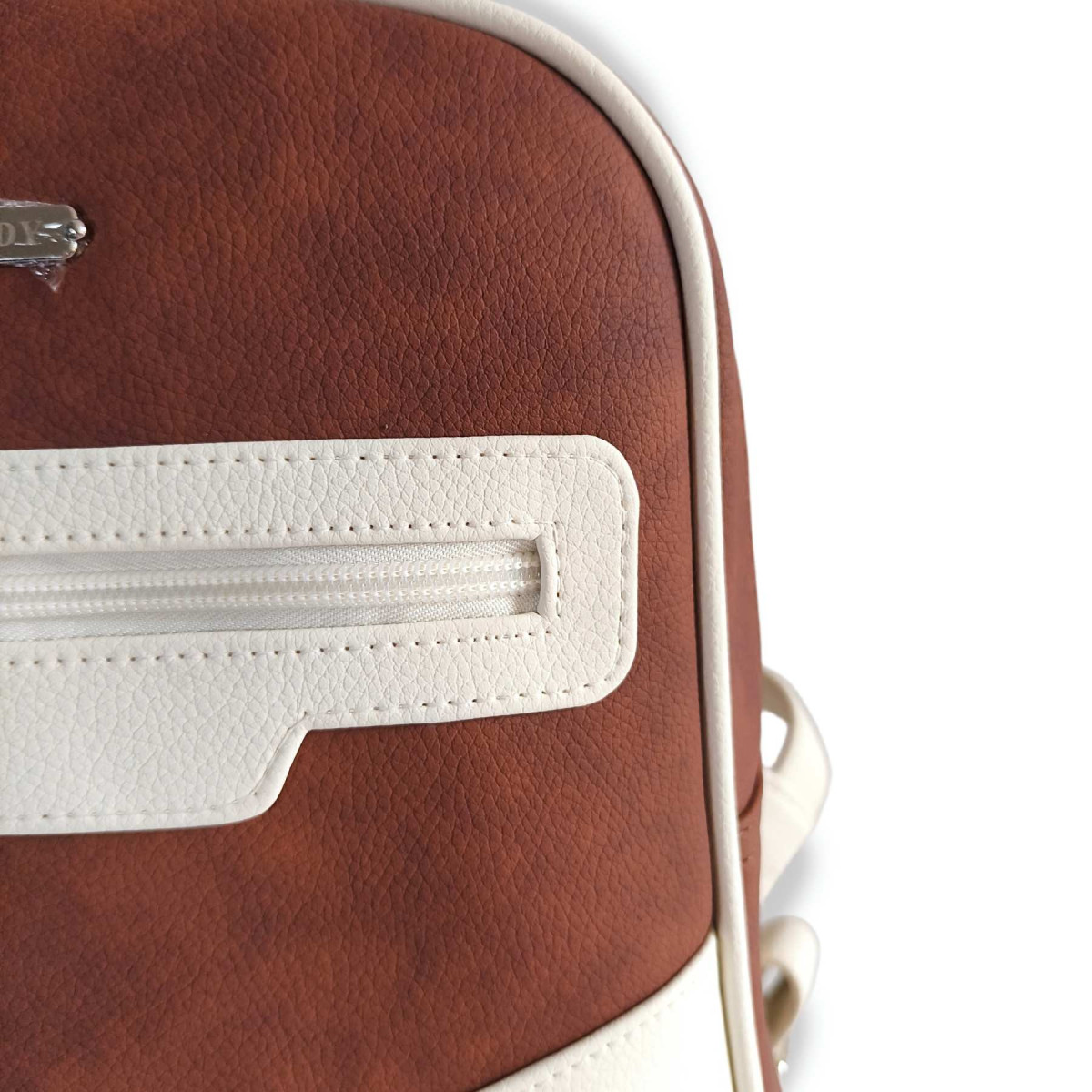 Morral Luzía | Compacto, práctico y elegante – BRANDY
