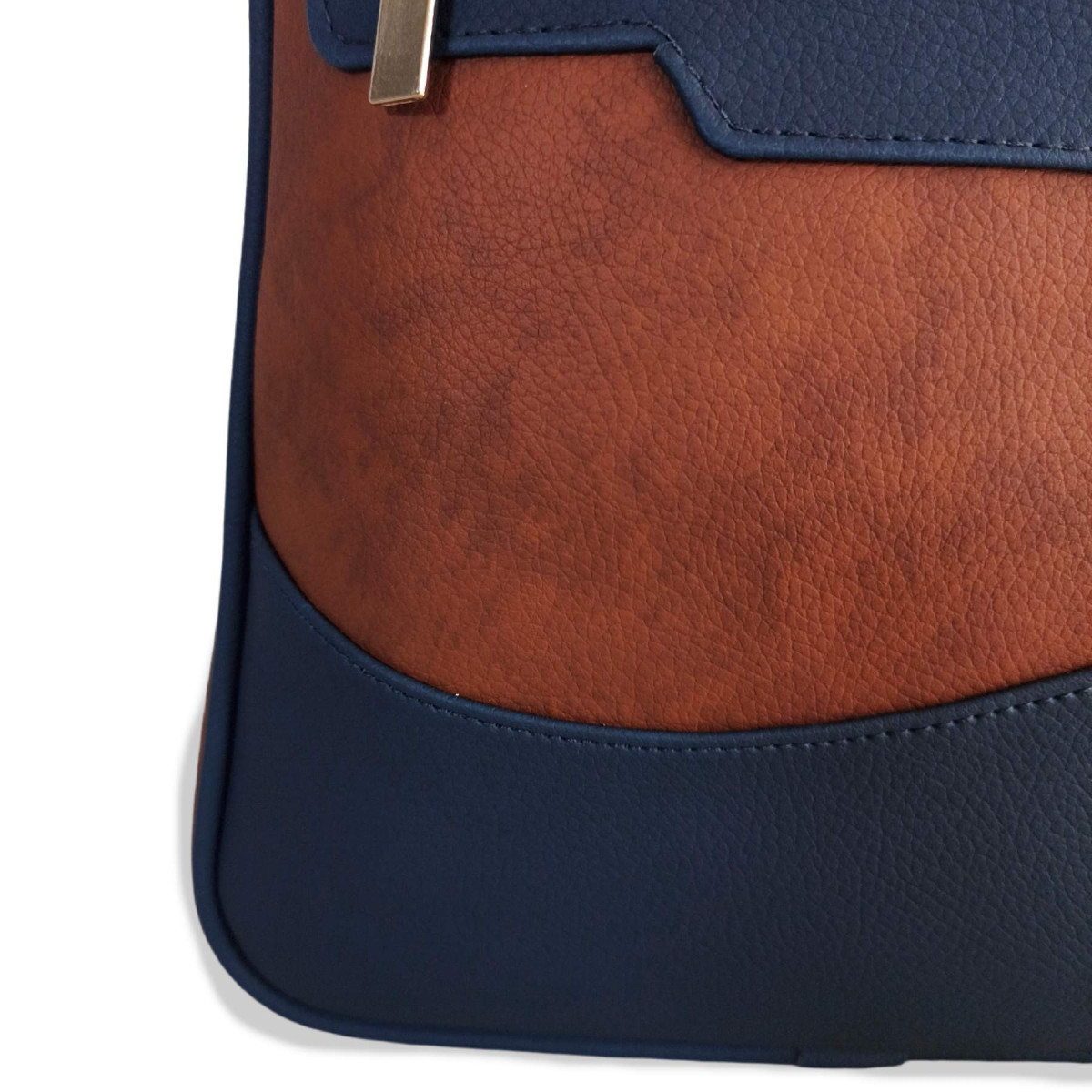 Morral Luzía | Compacto, práctico y elegante – BRANDY